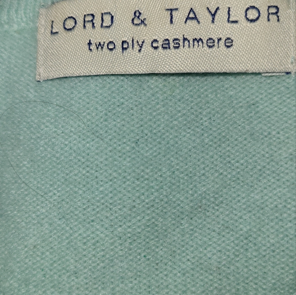 2 ply cashmere top mint green 100% cashmere